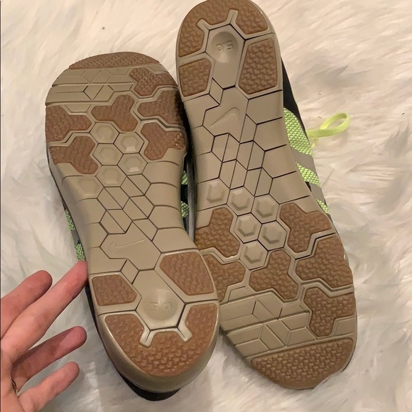 New size 10 camo camouflage Nike flywire shows - Picture 4 of 4